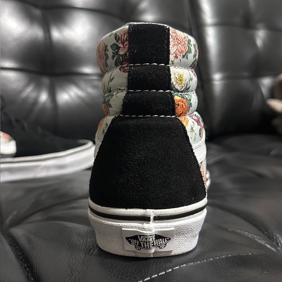 Vans Black and Floral Sk8-Hi Tapered Shoe - Picture 12 of 15